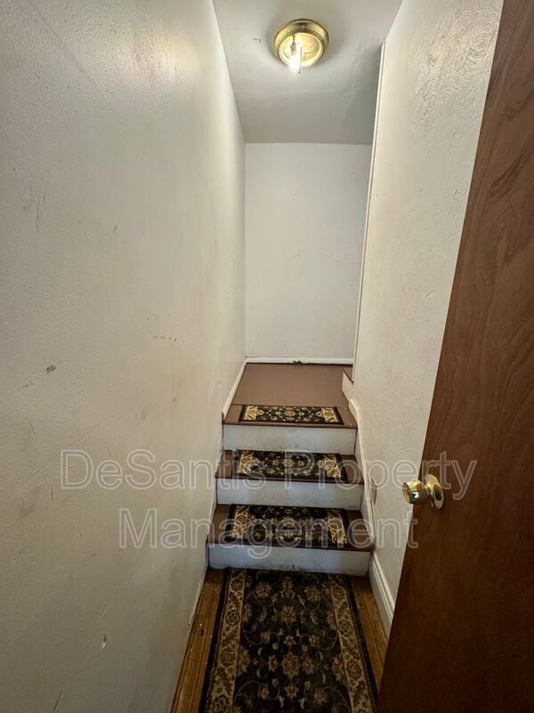 Cozy 1 Bedroom 1 Bathroom in property image