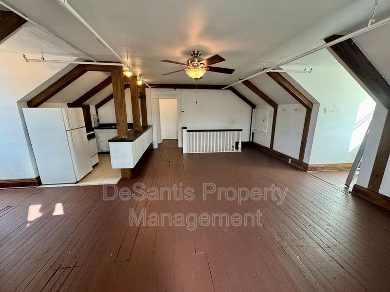 Cozy 1 Bedroom 1 Bathroom in property image