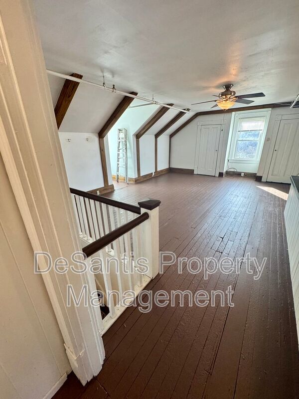 Cozy 1 Bedroom 1 Bathroom in property image