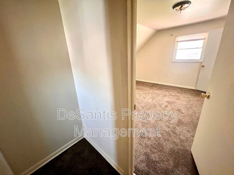 Recently Renovated - 3 bedroom 2 bathroom - Monessen property image