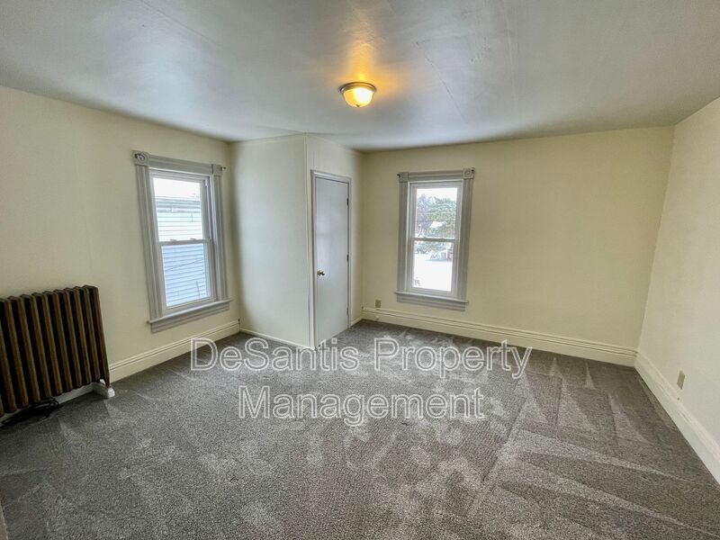 2 Bed 1 Bath- New Castle PA property image