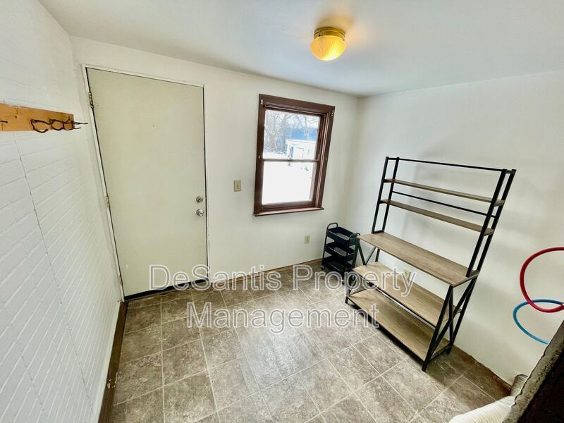 2 Bed 1 Bath- New Castle PA property image