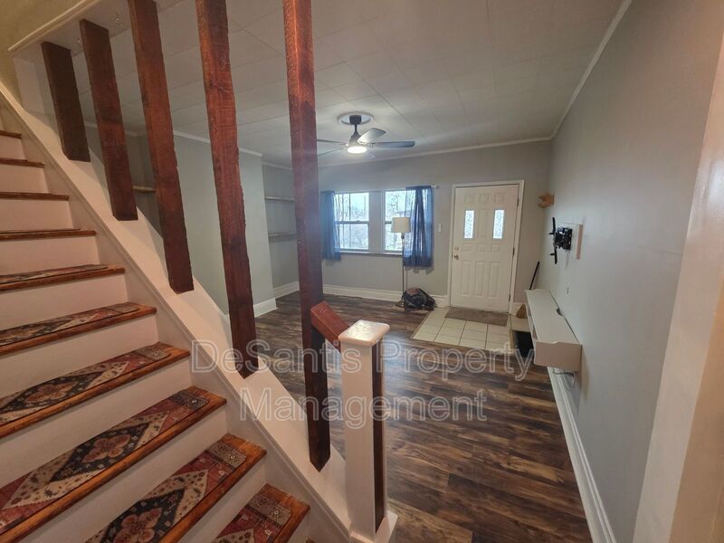Stylish 2-Bedroom Home in Braddock with Bonus Space & Modern Comfort property image