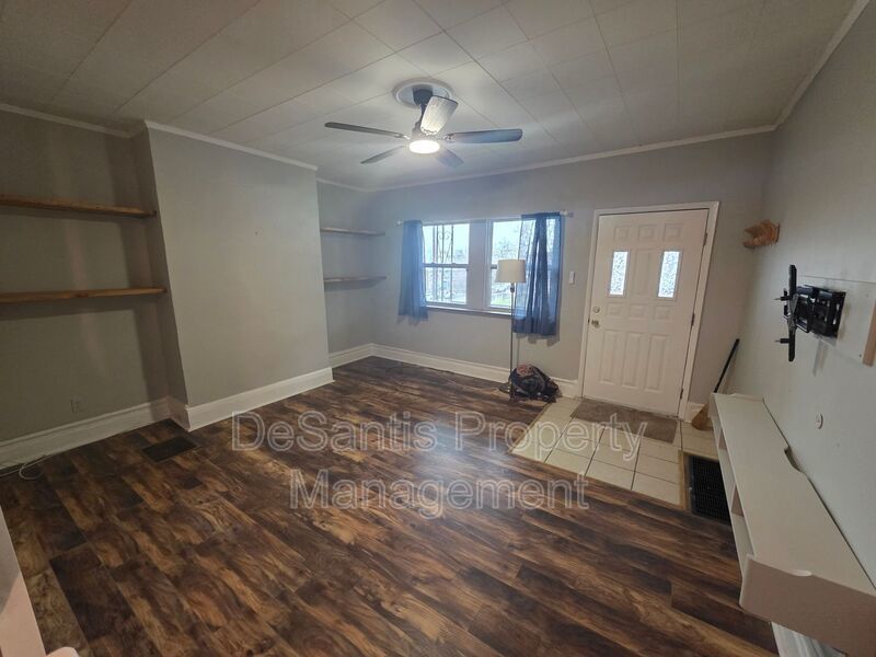 Stylish 2-Bedroom Home in Braddock with Bonus Space & Modern Comfort property image
