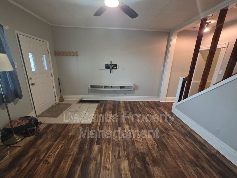 Stylish 2-Bedroom Home in Braddock with Bonus Space & Modern Comfort property image