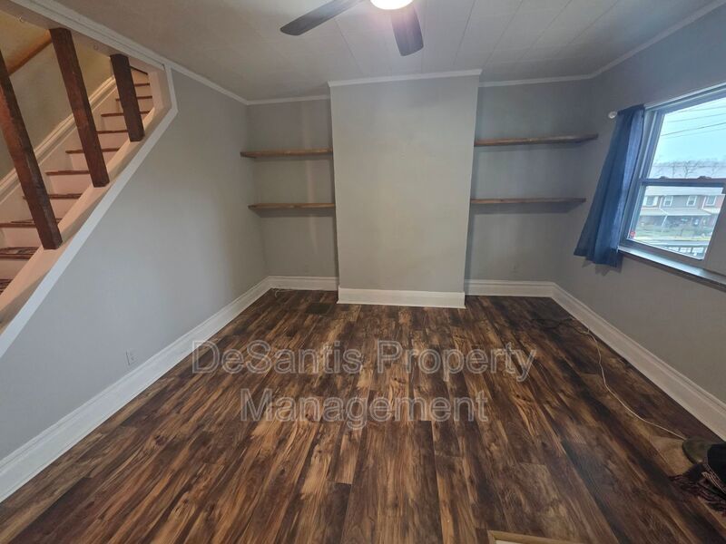 Stylish 2-Bedroom Home in Braddock with Bonus Space & Modern Comfort property image