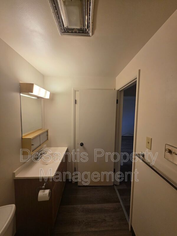 1 Bedroom 1 Bath-Moon Township property image