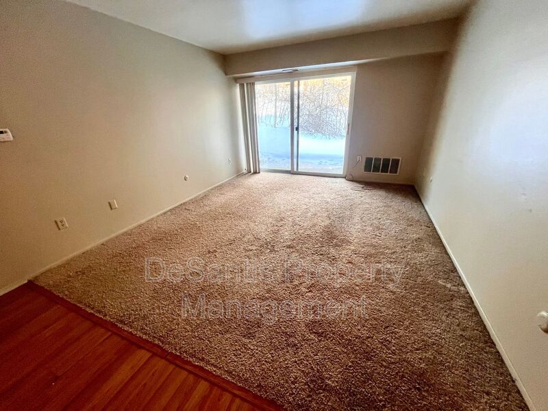 Twin Oaks - 1 Bed 1 Bath - Cozy Apartment property image