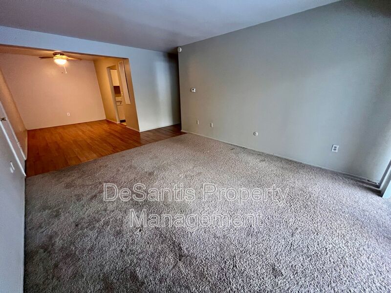 Twin Oaks - 1 Bed 1 Bath - Cozy Apartment property image