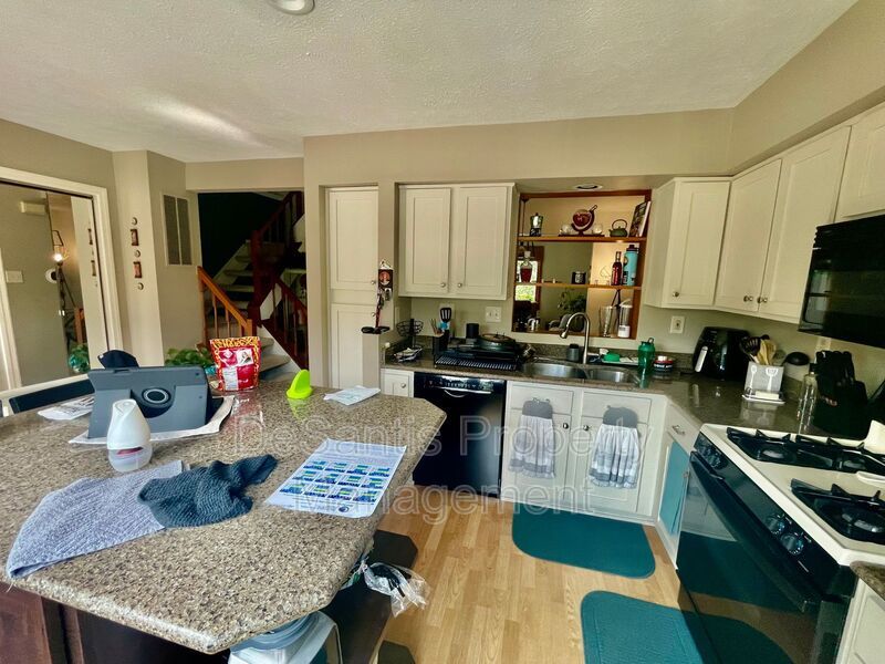 Charming and Spacious 3-Bedroom Home for Rent in Coraopolis property image