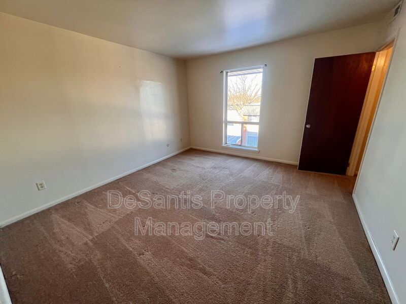 Fox Chapel  - 2 Bedroom 1.5 Bathroom - Townhome property image