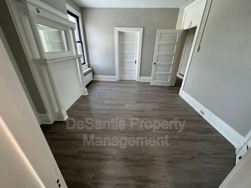 2 Bed 1 Bath- Homestead PA property image