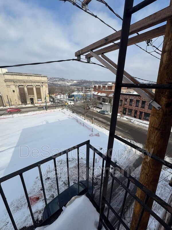 2 Bed 1 Bath- Homestead PA property image