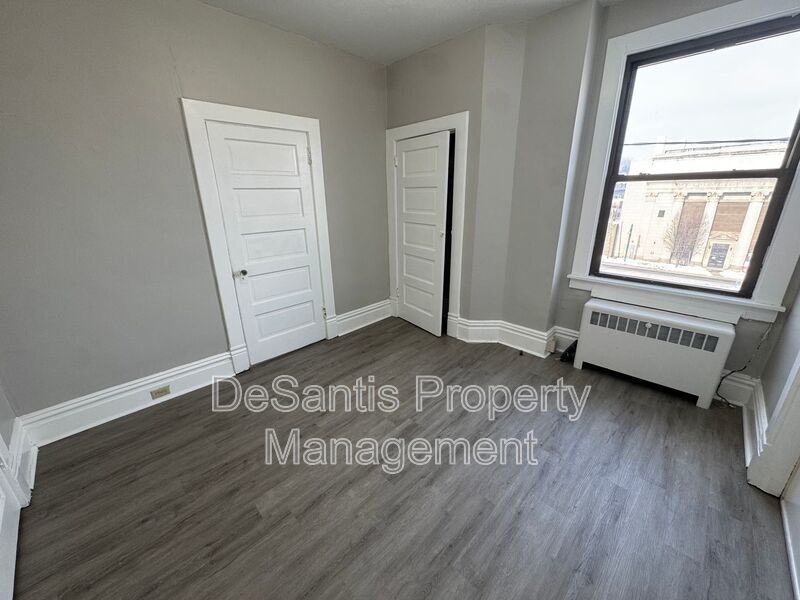 2 Bed 1 Bath- Homestead PA property image