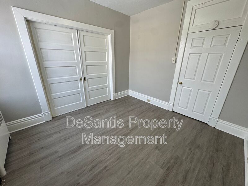 2 Bed 1 Bath- Homestead PA property image