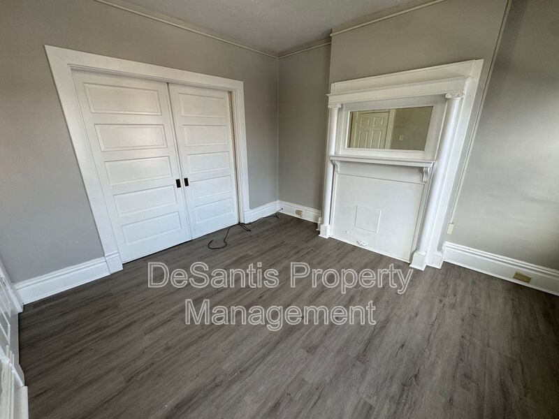 2 Bed 1 Bath- Homestead PA property image