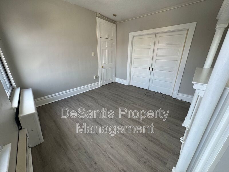 2 Bed 1 Bath- Homestead PA property image