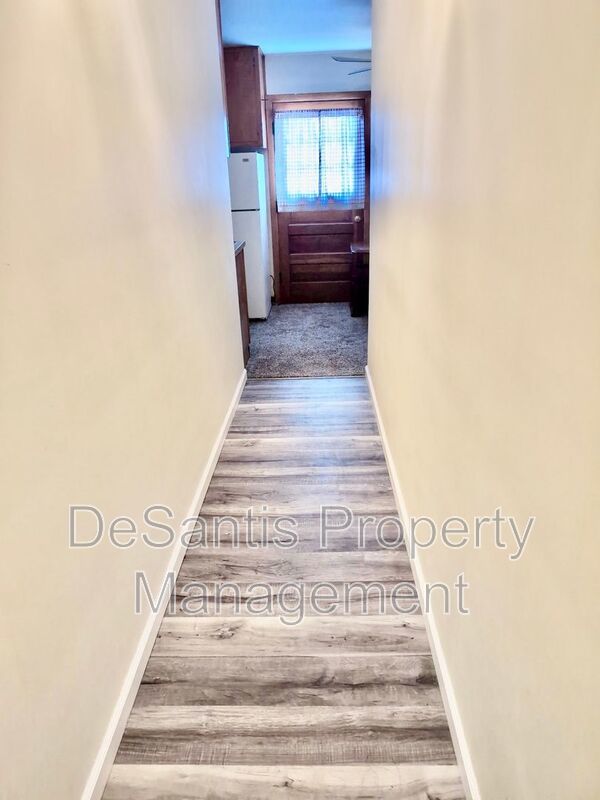 Studio apartment- New Castle PA property image