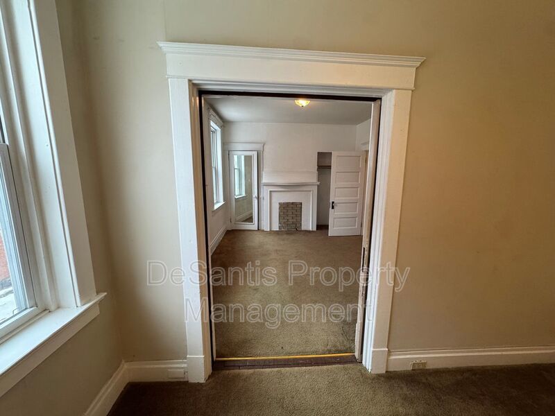 Spacious 2 Bedroom 1 Bathroom In Garfield! property image