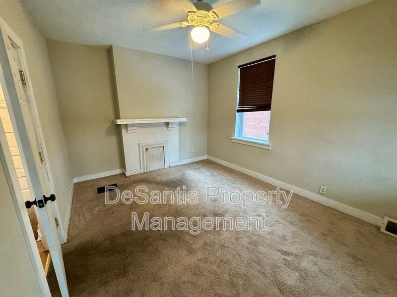 Spacious 2 Bedroom 1 Bathroom In Garfield! property image