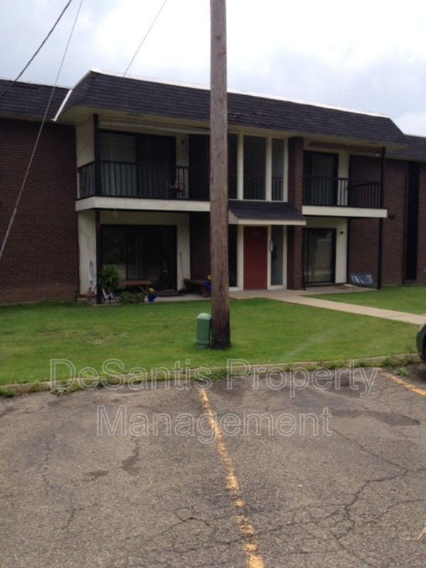 Fresh Updates! 1 Bed 1 Bath - Moon Twp property image
