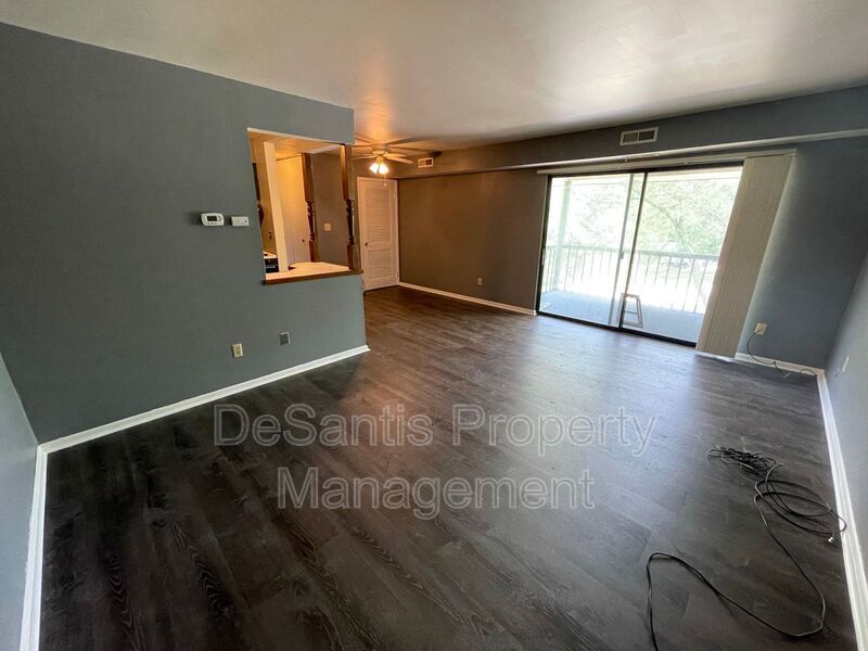 Fresh Updates! 1 Bed 1 Bath - Moon Twp property image