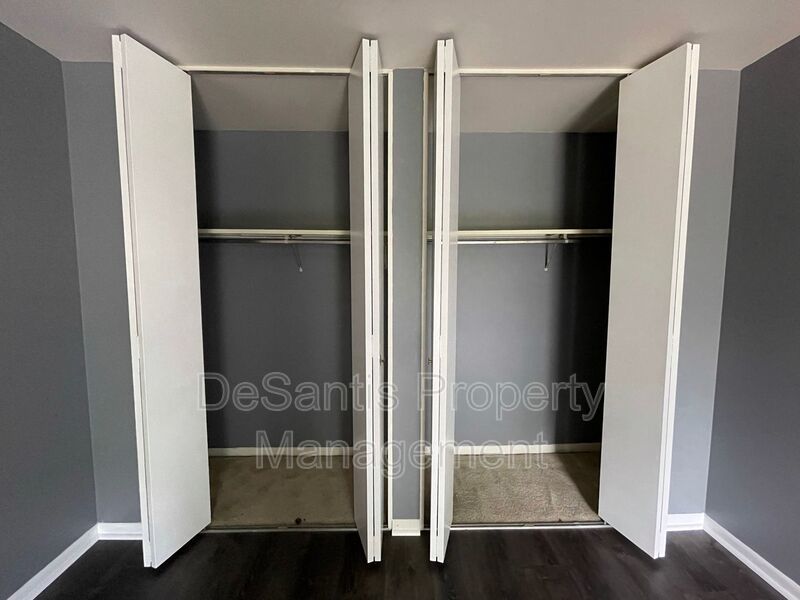 Fresh Updates! 1 Bed 1 Bath - Moon Twp property image