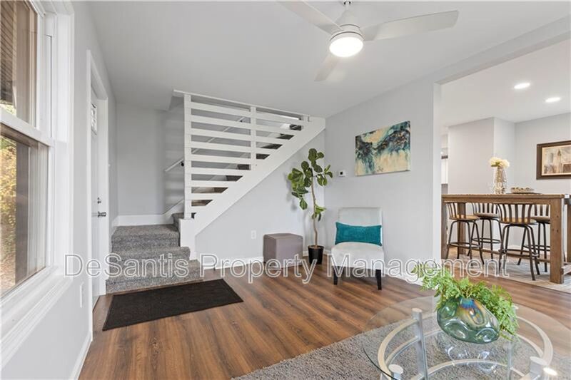 Spacious 4-Bedroom Home with Modern Updates & Private Driveway property image