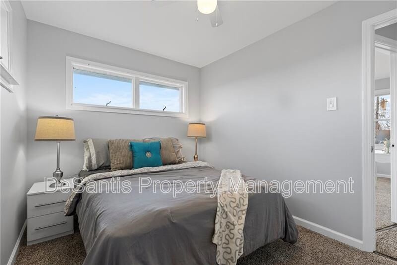 Spacious 4-Bedroom Home with Modern Updates & Private Driveway property image