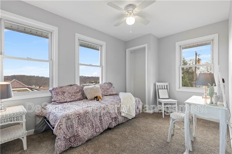 Spacious 4-Bedroom Home with Modern Updates & Private Driveway property image