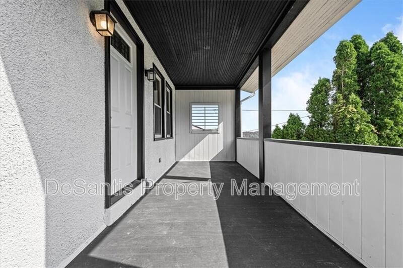 Spacious 4-Bedroom Home with Modern Updates & Private Driveway property image