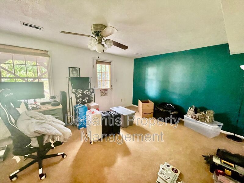 Charming and Spacious 3-Bedroom Home for Rent in Coraopolis property image