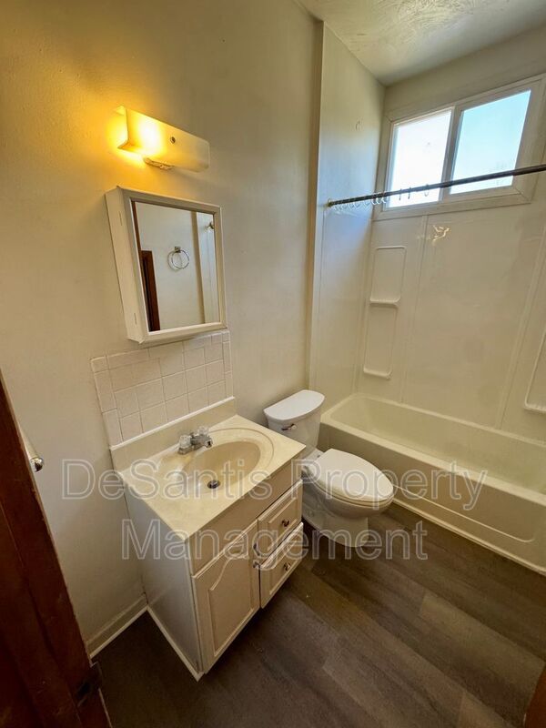 Studio/1 Bedroom 1 Bath- Cheswick PA property image