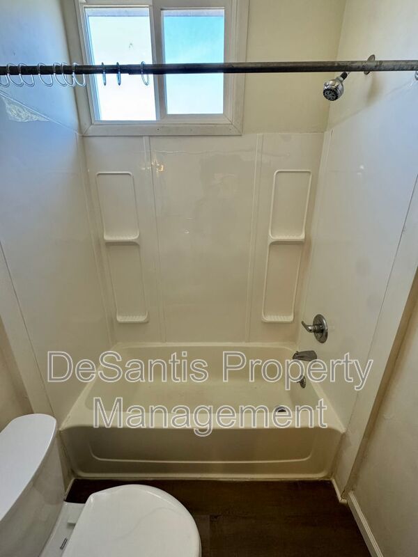 Studio/1 Bedroom 1 Bath- Cheswick PA property image