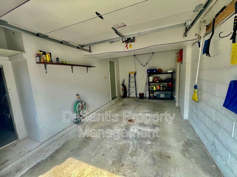 Charming and Spacious 3-Bedroom Home for Rent in Coraopolis property image