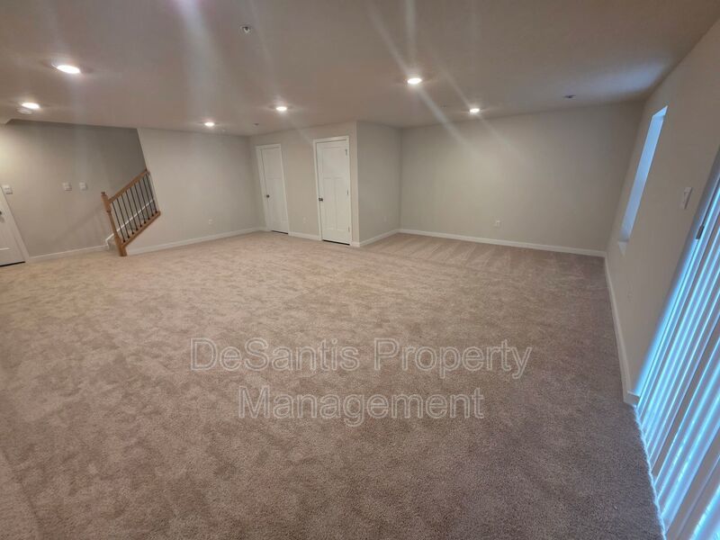 Luxury 4-Bedroom Townhome with Finished Walkout Basement & River Views property image