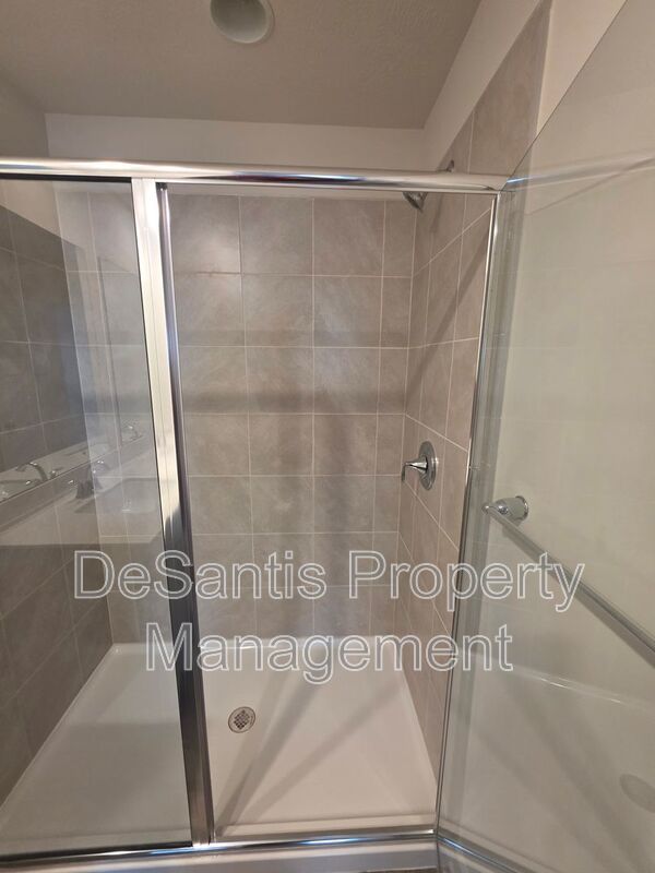 Luxury 4-Bedroom Townhome with Finished Walkout Basement & River Views property image