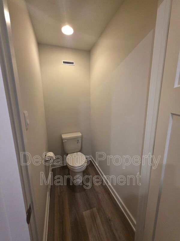 Luxury 4-Bedroom Townhome with Finished Walkout Basement & River Views property image