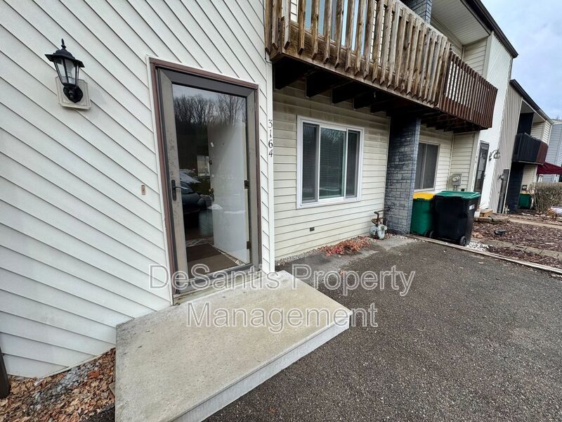 Charming 2 Bed 1.5 Bath in Gibsonia! property image