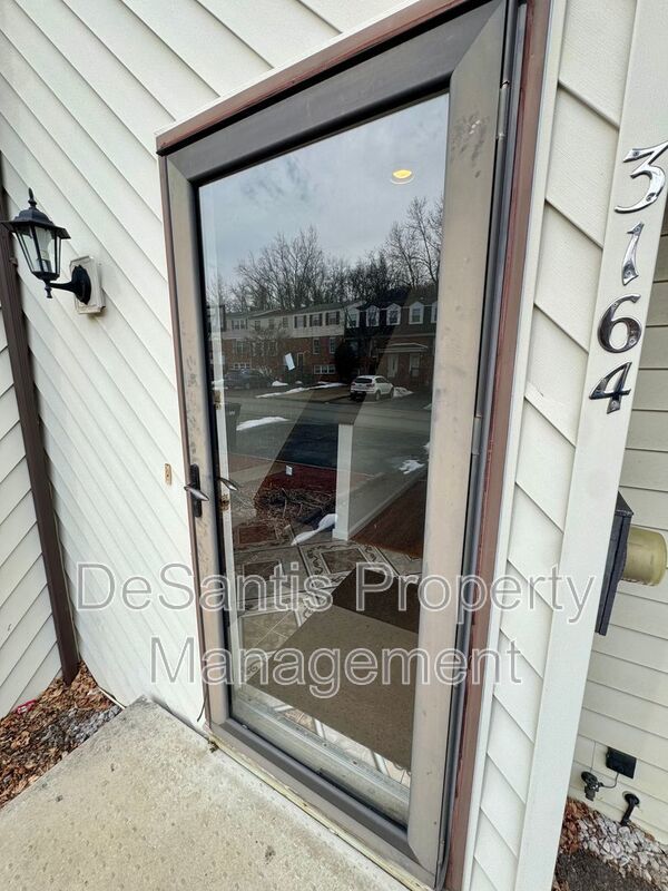 Charming 2 Bed 1.5 Bath in Gibsonia! property image