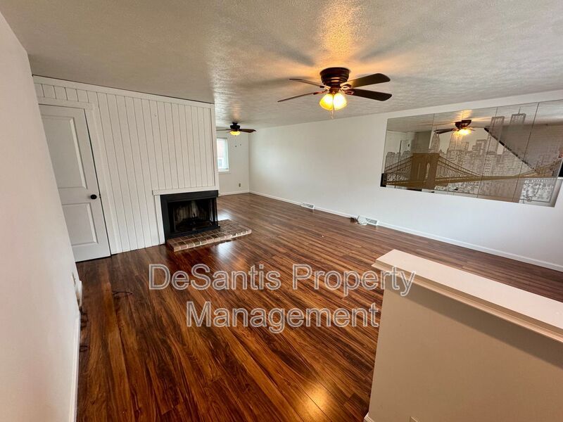 Charming 2 Bed 1.5 Bath in Gibsonia! property image