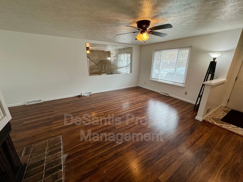 Charming 2 Bed 1.5 Bath in Gibsonia! property image