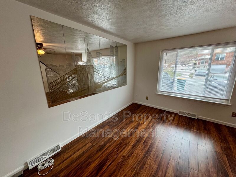 Charming 2 Bed 1.5 Bath in Gibsonia! property image