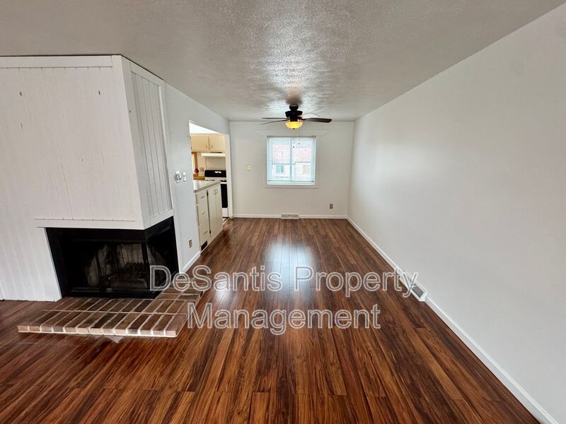 Charming 2 Bed 1.5 Bath in Gibsonia! property image