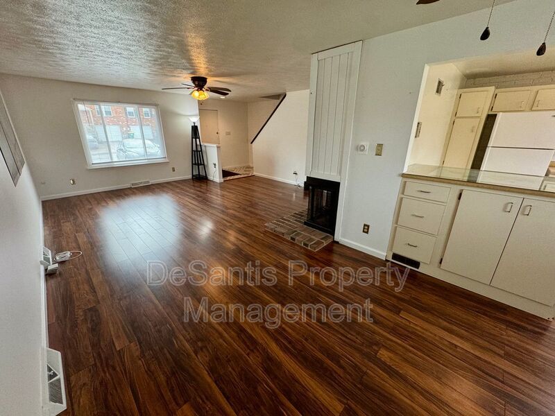 Charming 2 Bed 1.5 Bath in Gibsonia! property image