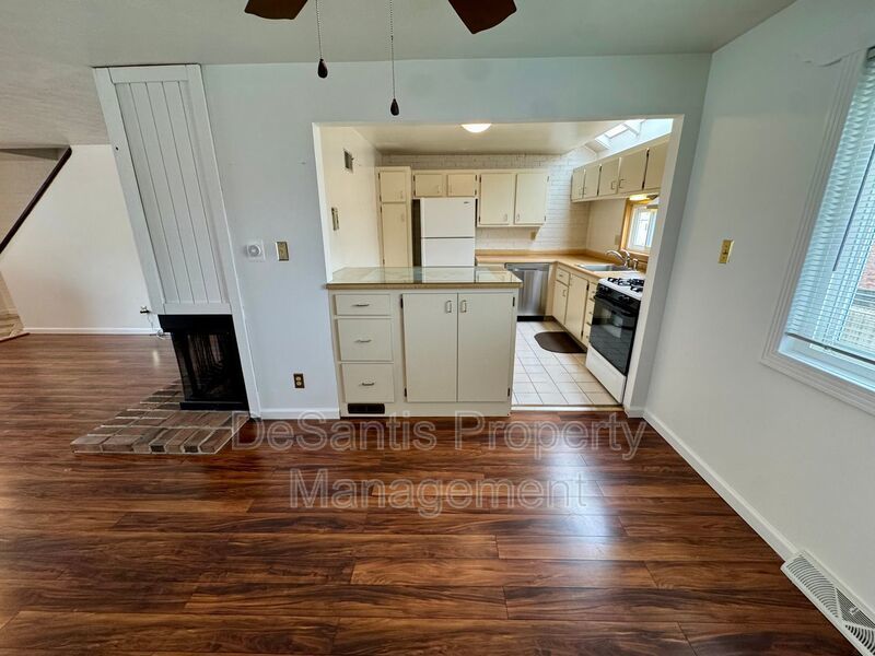 Charming 2 Bed 1.5 Bath in Gibsonia! property image