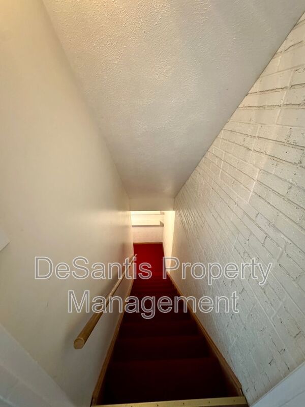 Charming 2 Bed 1.5 Bath in Gibsonia! property image