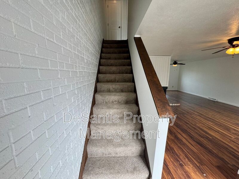 Charming 2 Bed 1.5 Bath in Gibsonia! property image