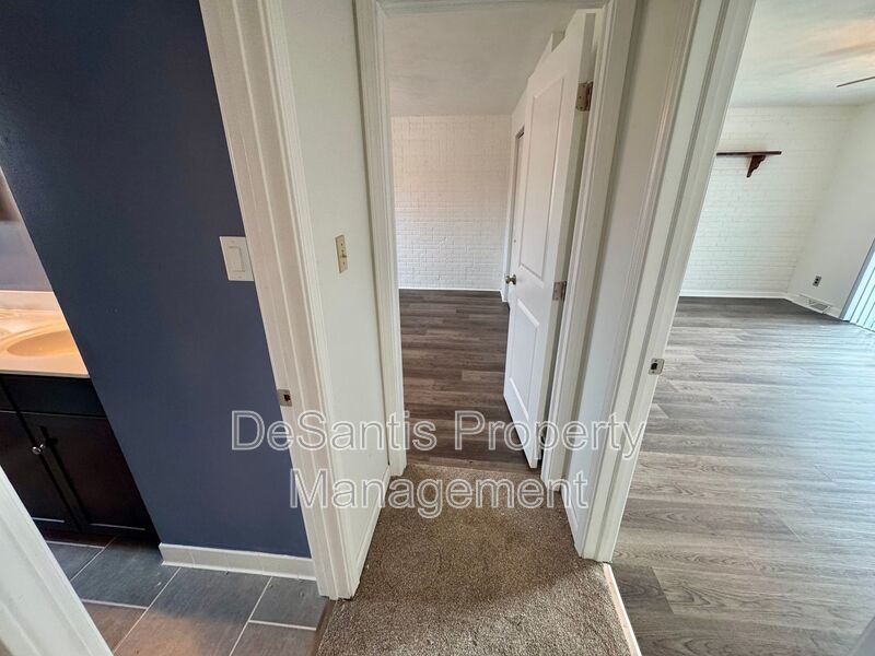 Charming 2 Bed 1.5 Bath in Gibsonia! property image