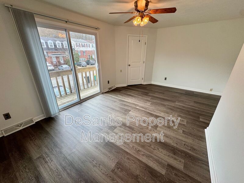 Charming 2 Bed 1.5 Bath in Gibsonia! property image